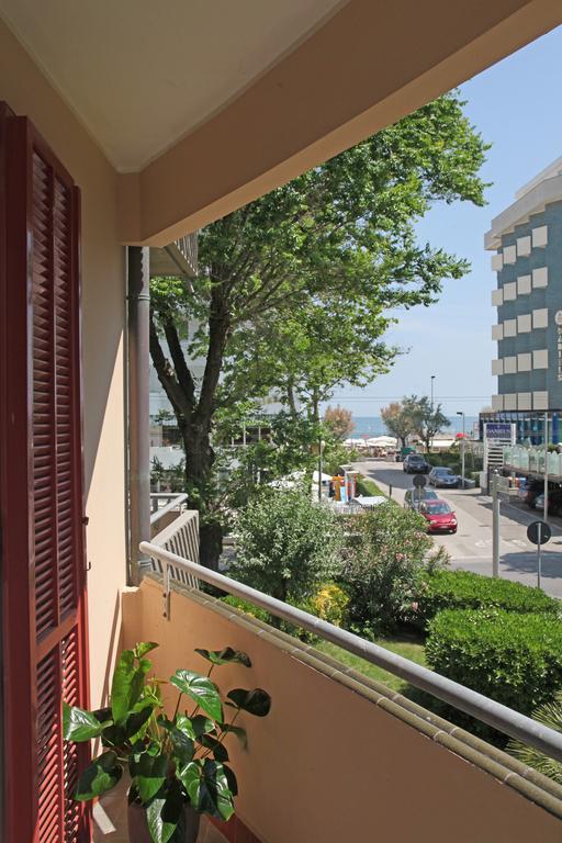 Aris Residence ริชโชเน ภายนอก รูปภาพ